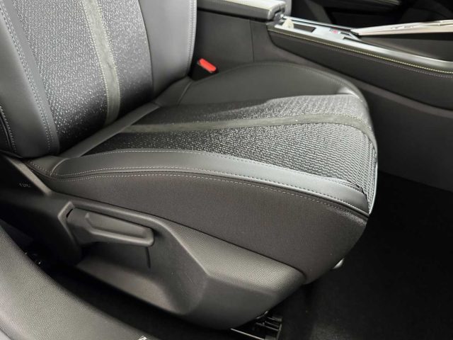 PEUGEOT 308 usata, con Sensore di luce
