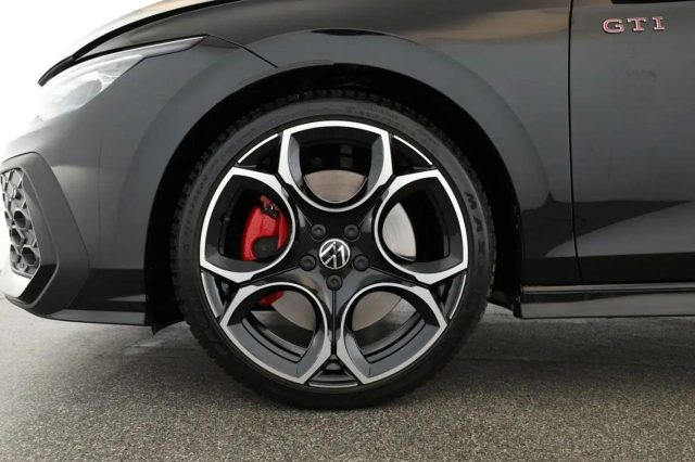 VOLKSWAGEN Golf GTI usata, con Autoradio