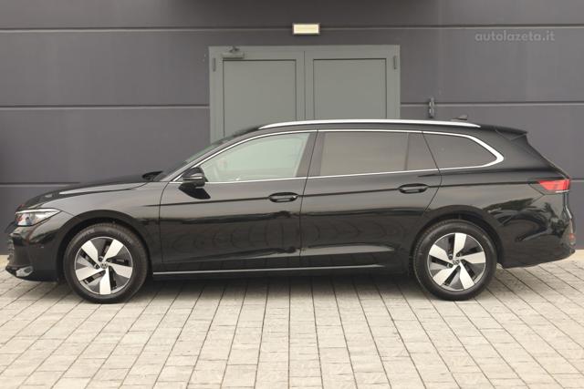 VOLKSWAGEN Passat usata, con Autoradio digitale