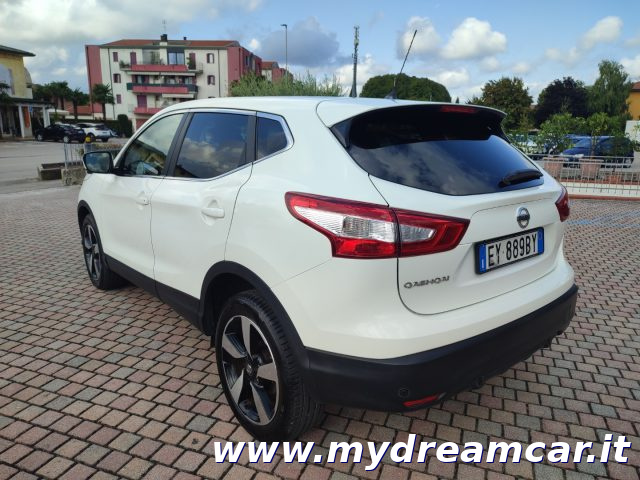NISSAN Qashqai usata, con Autoradio