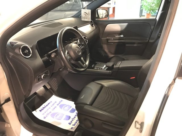MERCEDES-BENZ GLA 250 usata, con Boardcomputer