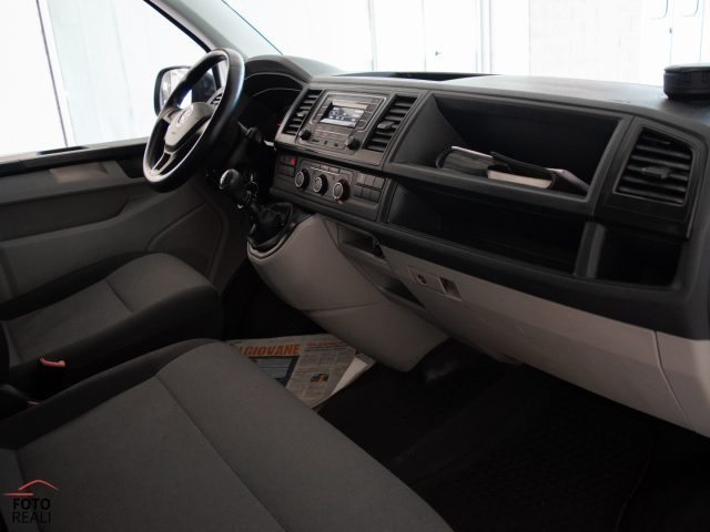 VOLKSWAGEN Transporter usata 28