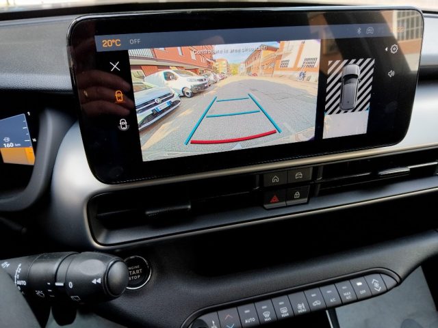 JEEP Avenger usata, con Autoradio digitale