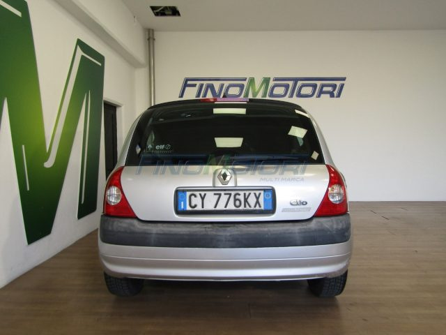 RENAULT Clio usata 9
