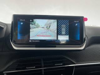 PEUGEOT 2008 usata, con Sensore di pioggia