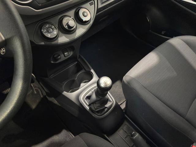 TOYOTA Yaris usata, con Fendinebbia