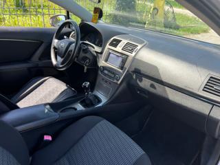 TOYOTA Avensis usata, con Cerchi in lega