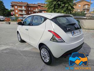 LANCIA Ypsilon usata, con Autoradio