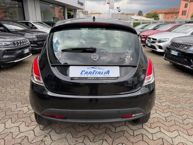 LANCIA Ypsilon usata, con Autoradio