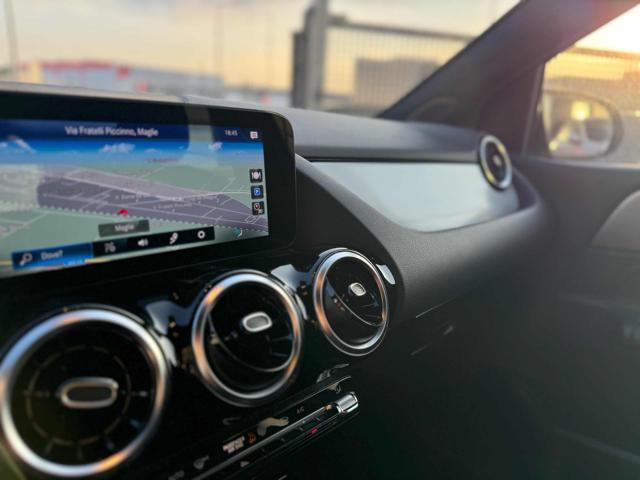MERCEDES-BENZ B 180 usata, con Autoradio
