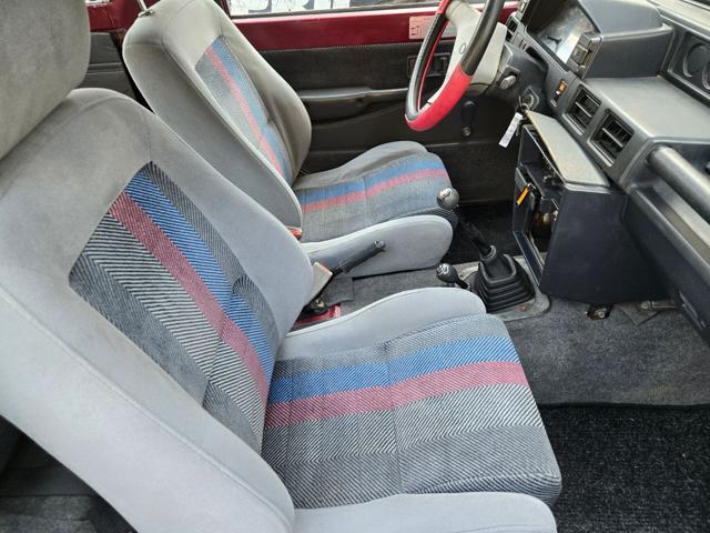 DAIHATSU Feroza usata 4