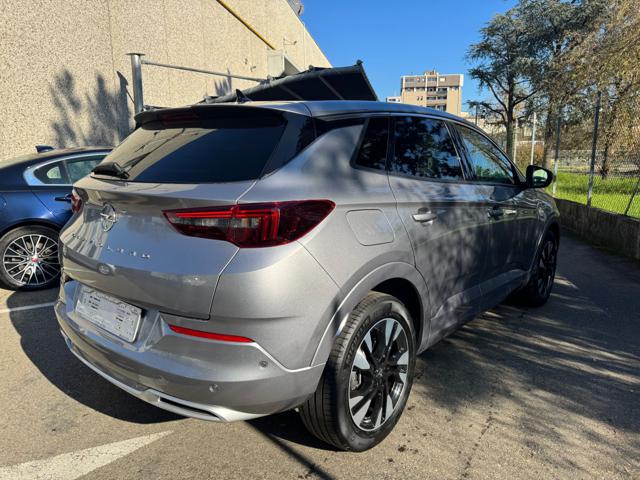 OPEL Grandland usata, con Airbag laterali