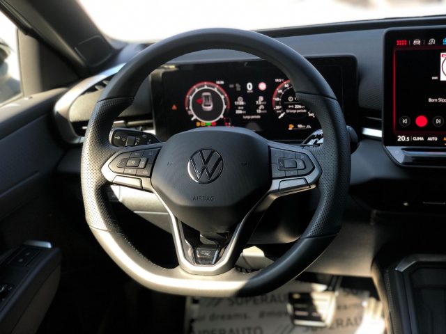 VOLKSWAGEN T-Roc usata, con Chiusura centralizzata telecomandata