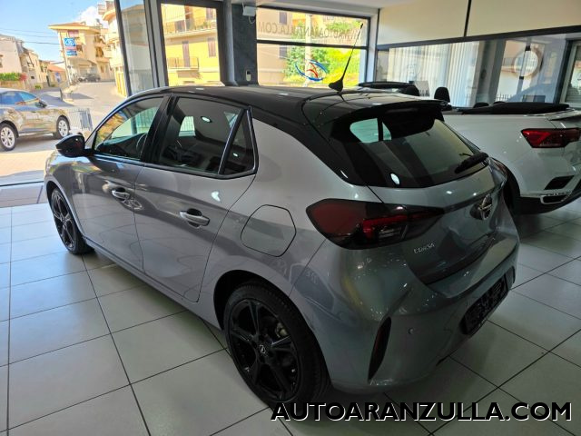 OPEL Corsa usata, con Autoradio