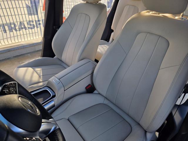 MERCEDES-BENZ GLB 200 usata, con Park Distance Control