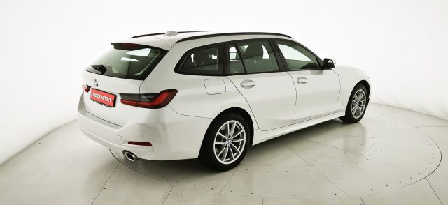 BMW 320 usata, con USB