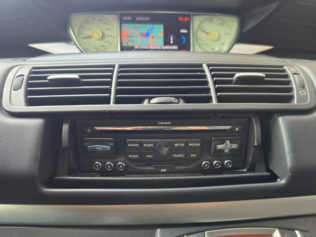 PEUGEOT 807 usata, con Sospensioni sportive