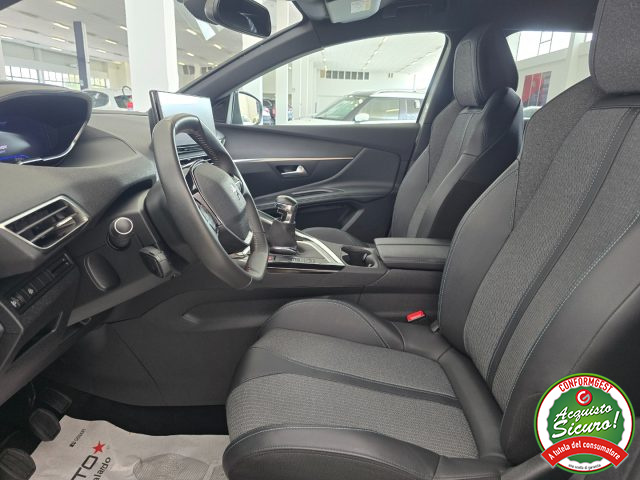 PEUGEOT 3008 usata, con USB