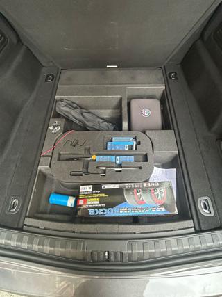 ALFA ROMEO Stelvio usata, con Sensori di parcheggio posteriori