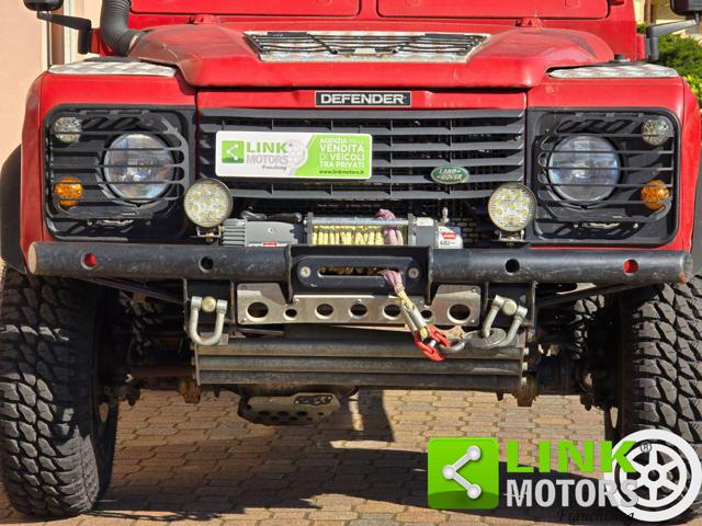 LAND ROVER Defender usata 16