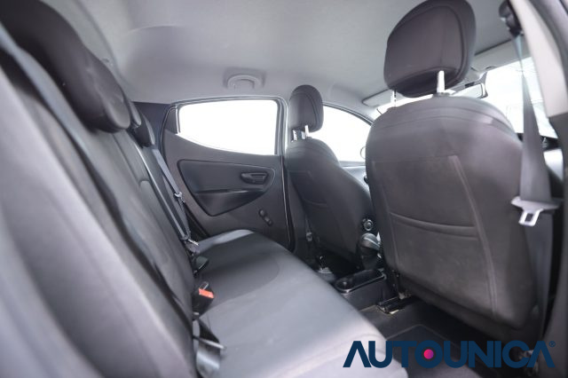 LANCIA Ypsilon usata 37