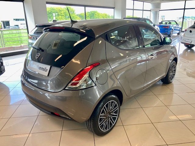 LANCIA Ypsilon usata, con Alzacristalli elettrici