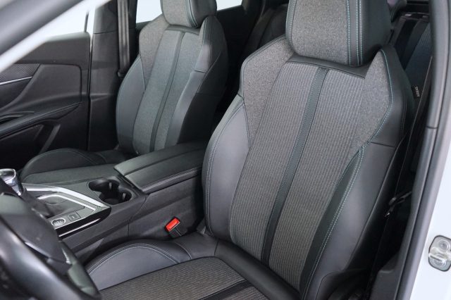 PEUGEOT 3008 usata, con Controllo elettronico della corsia