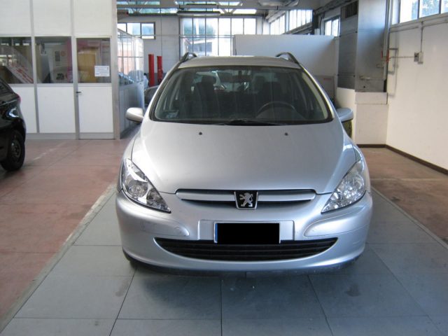 PEUGEOT 307 usata, con Airbag