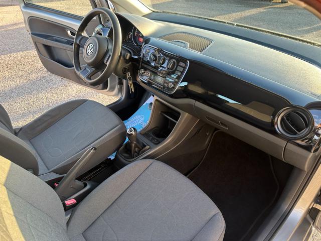 VOLKSWAGEN up! usata, con Lettore CD