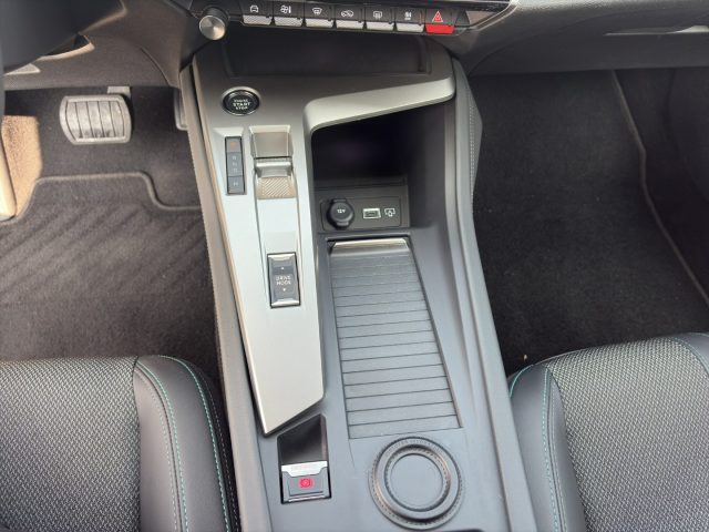 PEUGEOT 308 usata, con Vetri oscurati