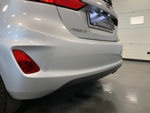 FORD Fiesta usata, con Fari LED