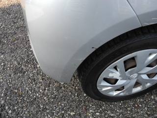 TOYOTA Yaris usata 82