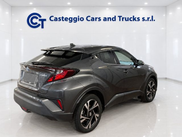 TOYOTA C-HR usata, con Autoradio