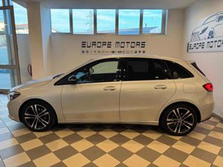 MERCEDES-BENZ B 180 usata, con Cerchi in lega