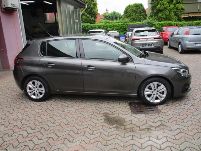 PEUGEOT 308 usata, con Cerchi in lega