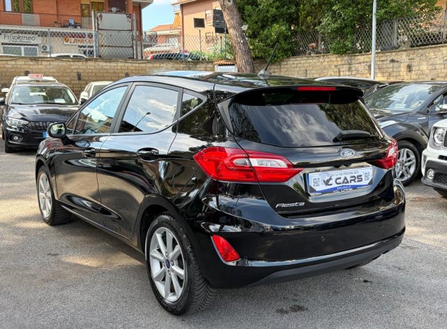 FORD Fiesta usata, con Autoradio
