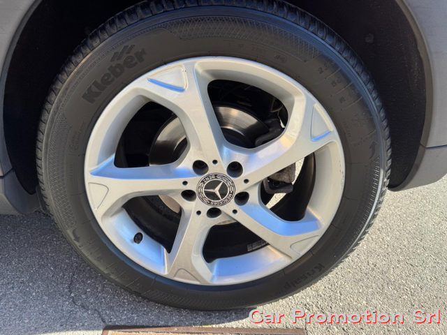 MERCEDES-BENZ GLA 180 usata, con Sensore di luce