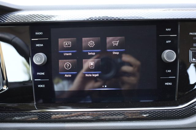 VOLKSWAGEN Taigo usata, con Apple CarPlay