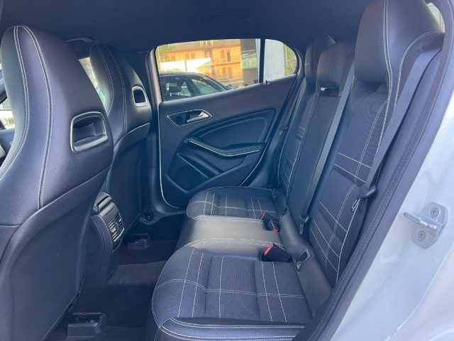 MERCEDES-BENZ GLA 180 usata, con Cerchi in lega