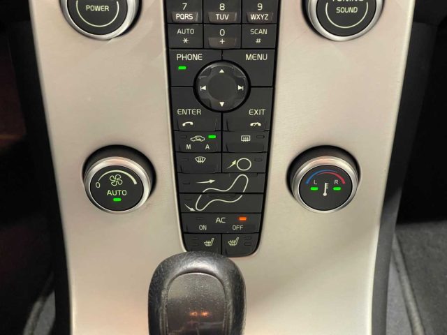 VOLVO V50 usata 21