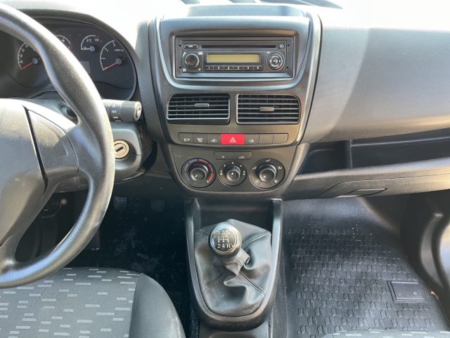 OPEL Combo usata 11
