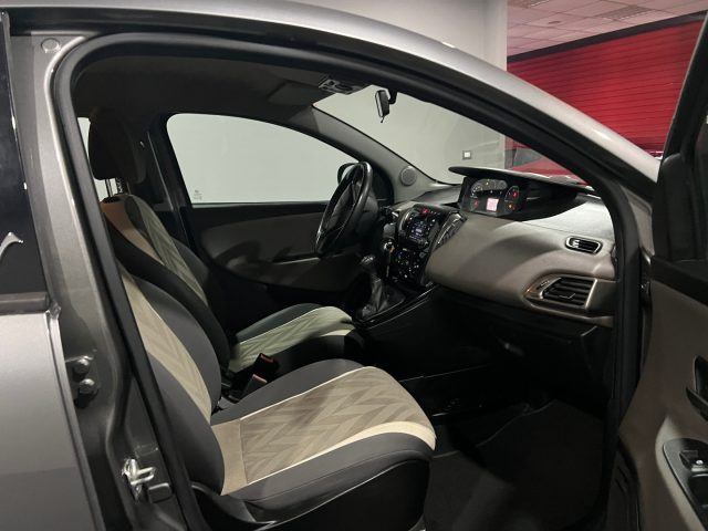 LANCIA Ypsilon usata, con Boardcomputer