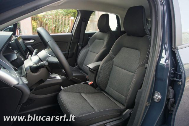 RENAULT Captur usata, con Autoradio