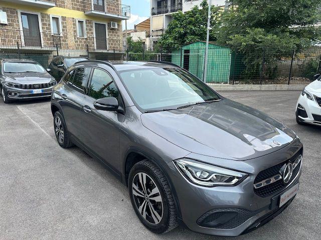 MERCEDES-BENZ GLA 200 usata, con Airbag laterali