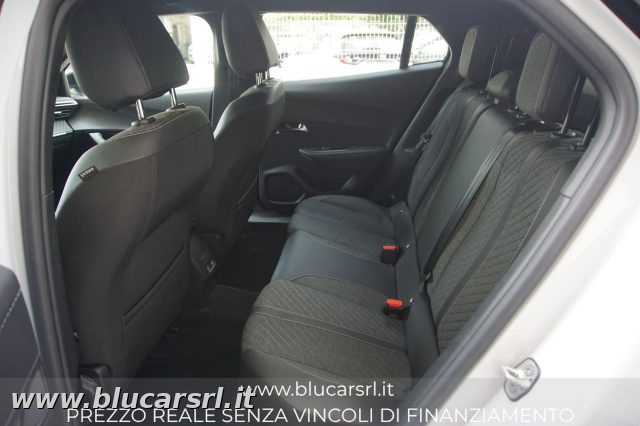 PEUGEOT 2008 usata 11