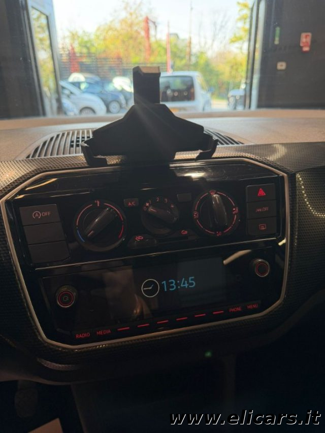 VOLKSWAGEN up! usata, con Cruise Control