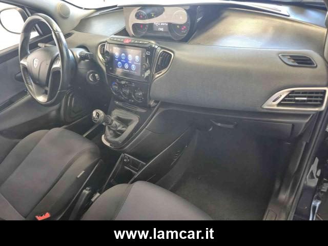 LANCIA Ypsilon usata, con Volante multifunzione