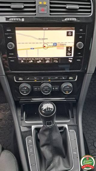 VOLKSWAGEN Golf usata, con Autoradio