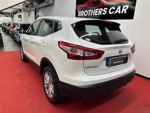 NISSAN Qashqai usata, con Alzacristalli elettrici