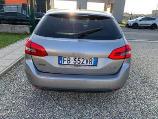 PEUGEOT 308 usata, con Autoradio